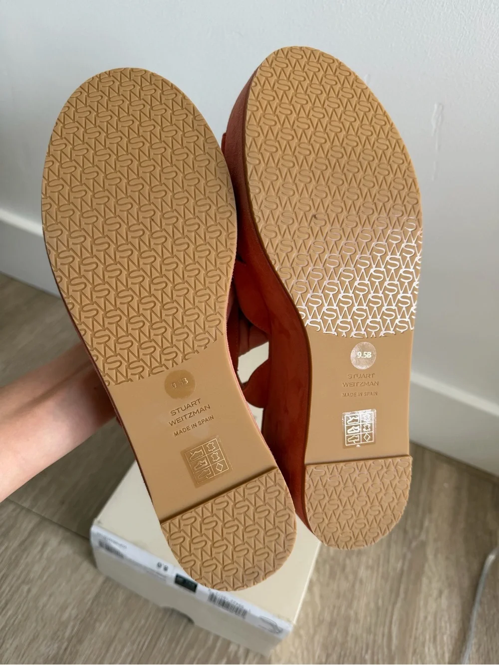 Stuart Weitzman Carmen Midi Wedge Sandals Terracotta Suede Size 9.5B